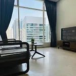 Soho Suites Klcc By Happy Stay